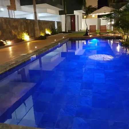 Beach Luxury Penthouse Flic en Flac Exterior photo